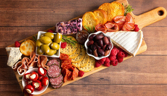 The Perfect "Cheese and Charcuterie Gift" for Every Occasion